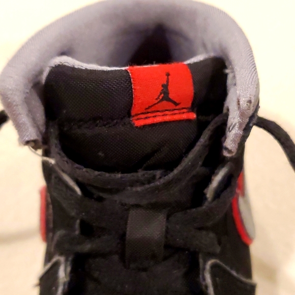 Black Nike Air Jordan (6C Toddler) - Picture 5 of 7